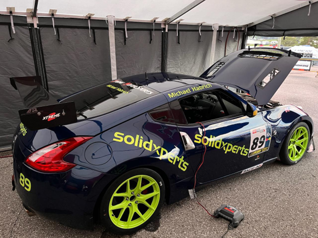 SolidXperts race car with 3D printed carbon fiber parts